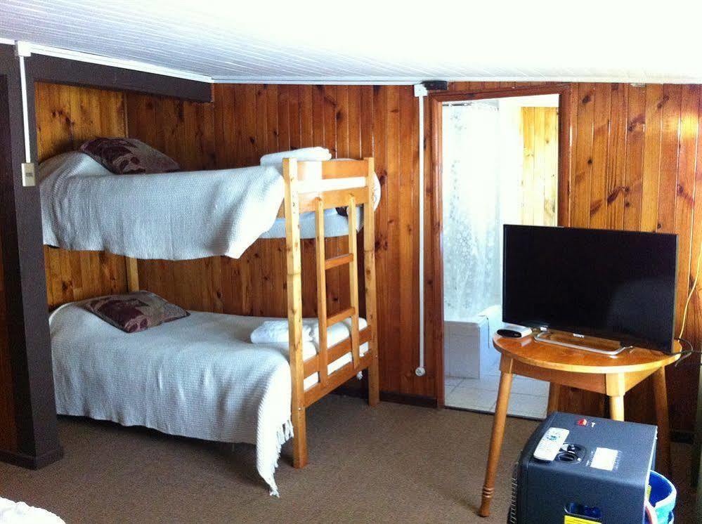 Ancud Petit Hostal מראה חיצוני תמונה